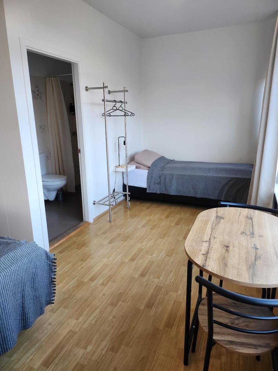 Fjos Guesthouse Varmahlíð Eksteriør billede