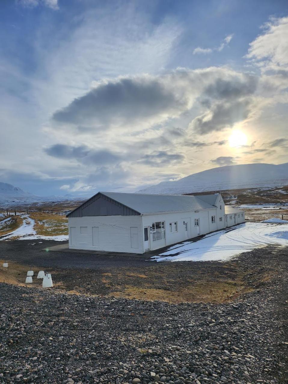 Fjos Guesthouse Varmahlíð Eksteriør billede