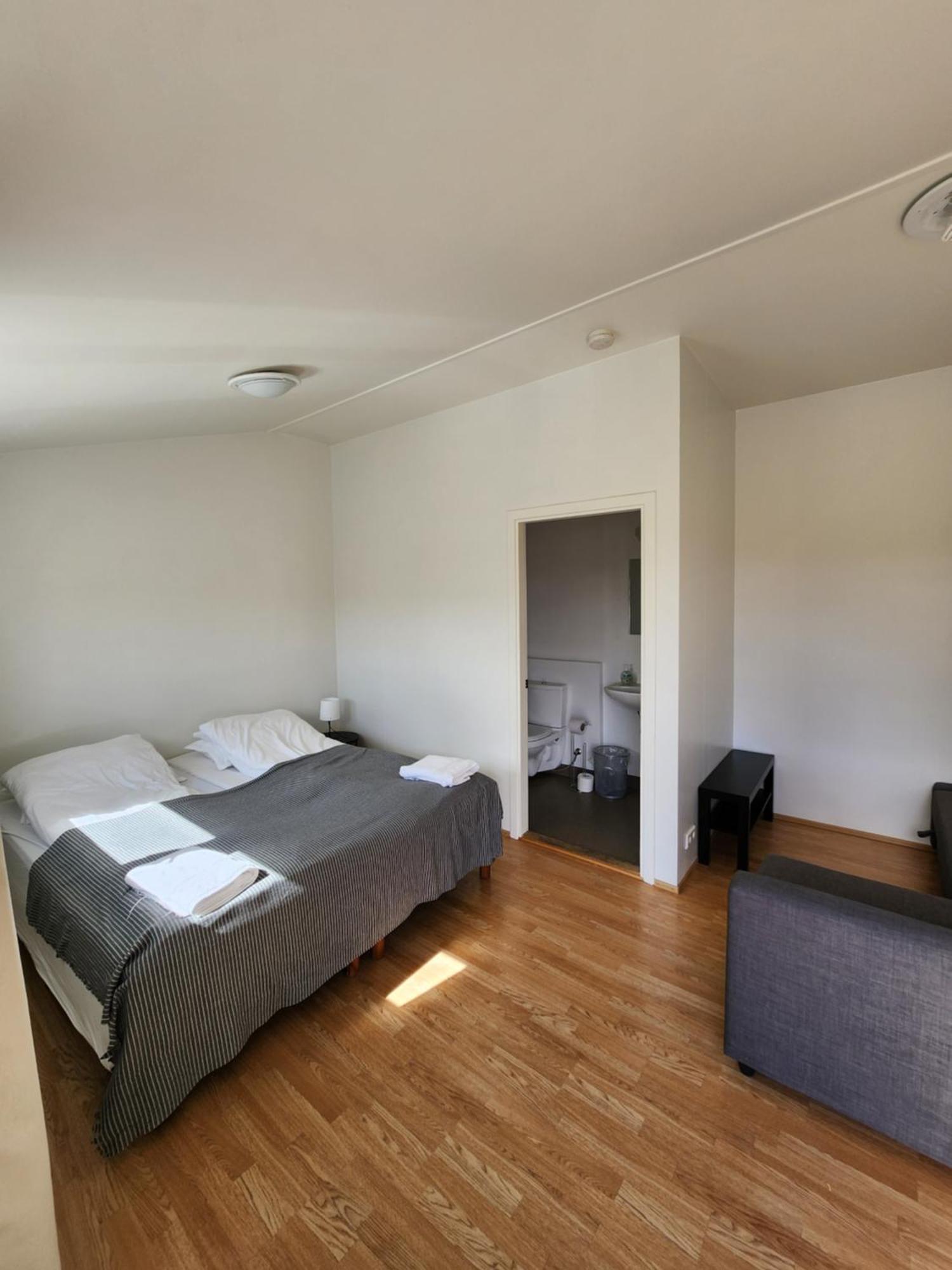 Fjos Guesthouse Varmahlíð Eksteriør billede