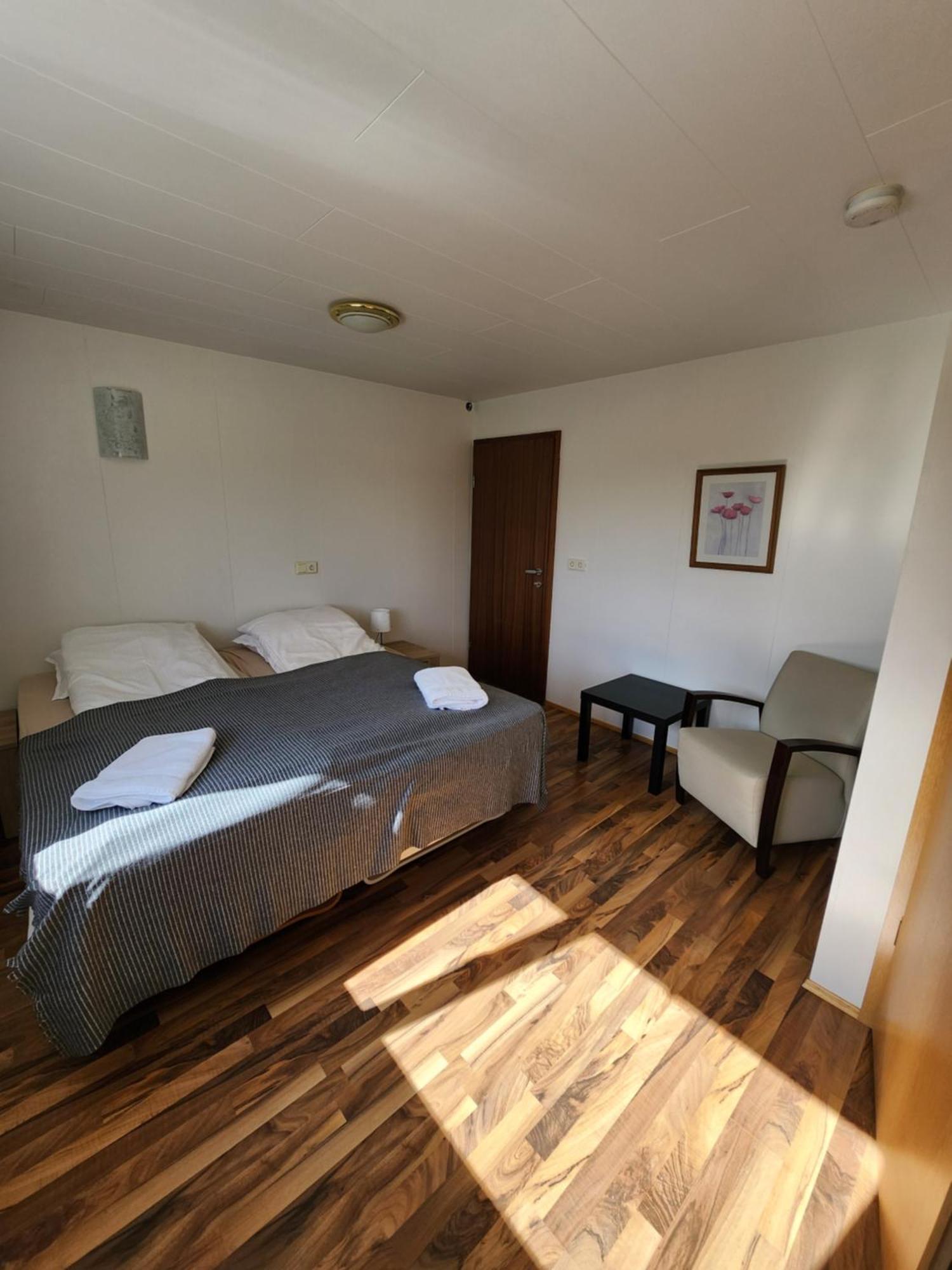 Fjos Guesthouse Varmahlíð Eksteriør billede